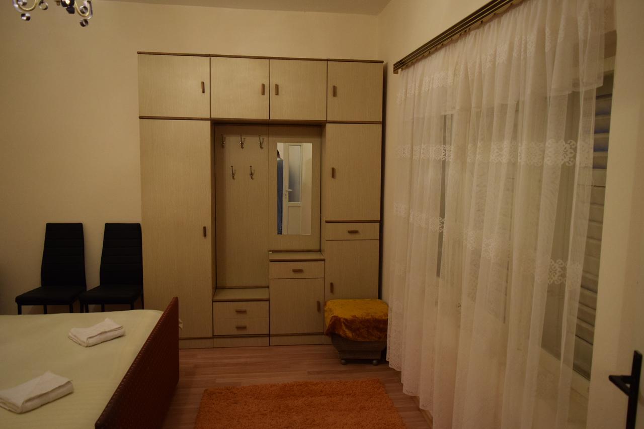 Apartment S&M Tivat Eksteriør billede